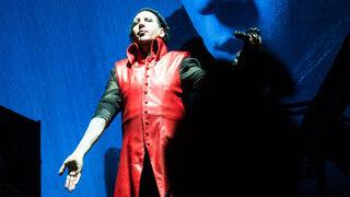 Marilyn Manson'un eski sevgilisi: Arkadaşlarıyla sekse zorlayıp izledi