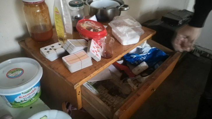 (Özel) Kıraathaneye çevrilen eve polis baskını G4