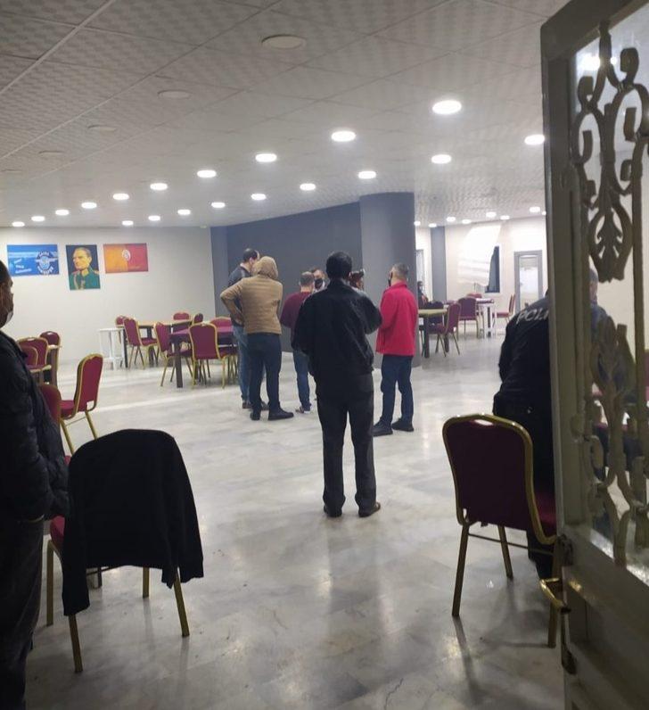 Pandemide kumar oynayanlara 41 bin lira para cezası G3