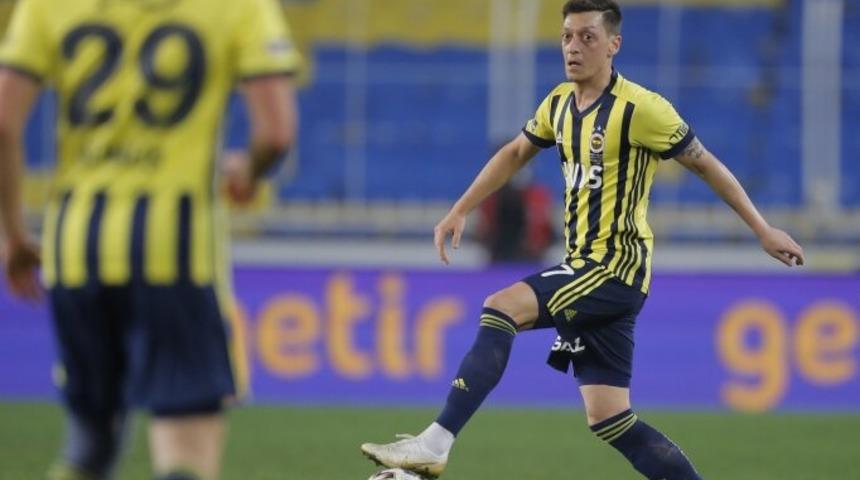 Mesut Özil o maçla ilk 11'de sahaya çıkacak