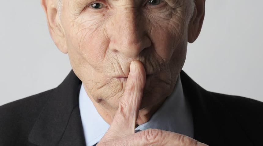 Deyimlerin ortaya çıkış hikayesini hiç merak ettiniz mi? ‘Kel başa şimşir tarak’ deyiminin gerçek hikayesi