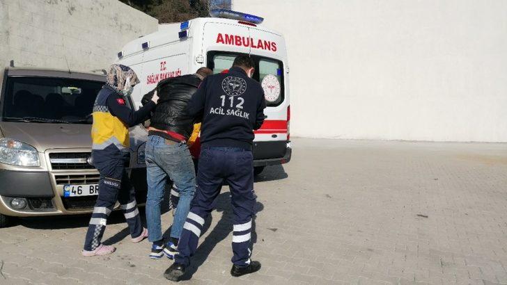 Ehliyet isteyen polise bayılma numarası yaptı G2