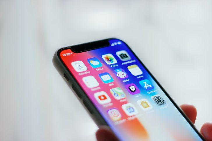 Bilim insanlarından endişe veren iPhone 12 uyarısı!