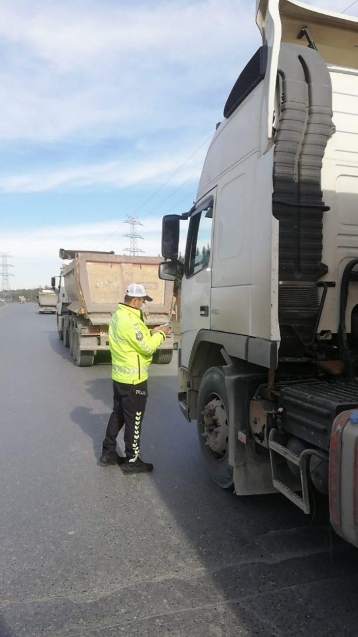 Arnavutköy’de hafriyat kamyonlarına denetim G3