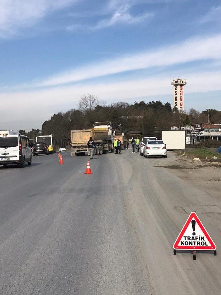 Arnavutköy’de hafriyat kamyonlarına denetim G4