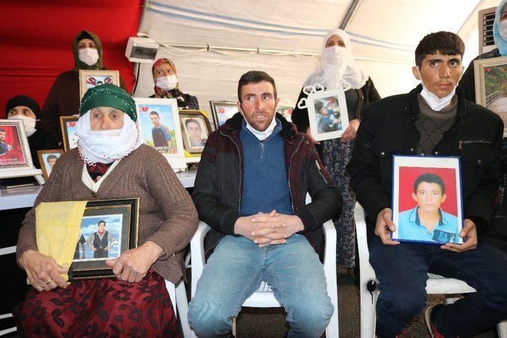 HDP önündeki ailelerin feryadı çığ gibi büyüyor: Evlat nöbetine 2 aile daha katıldı G2