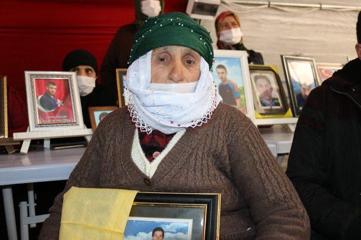 HDP önündeki ailelerin feryadı çığ gibi büyüyor: Evlat nöbetine 2 aile daha katıldı G3