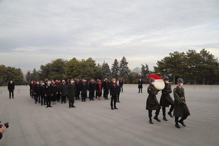 Şahin’in 100’üncü yıl etkinlikleri kapsamında ilk durağı Anıtkabir oldu G2