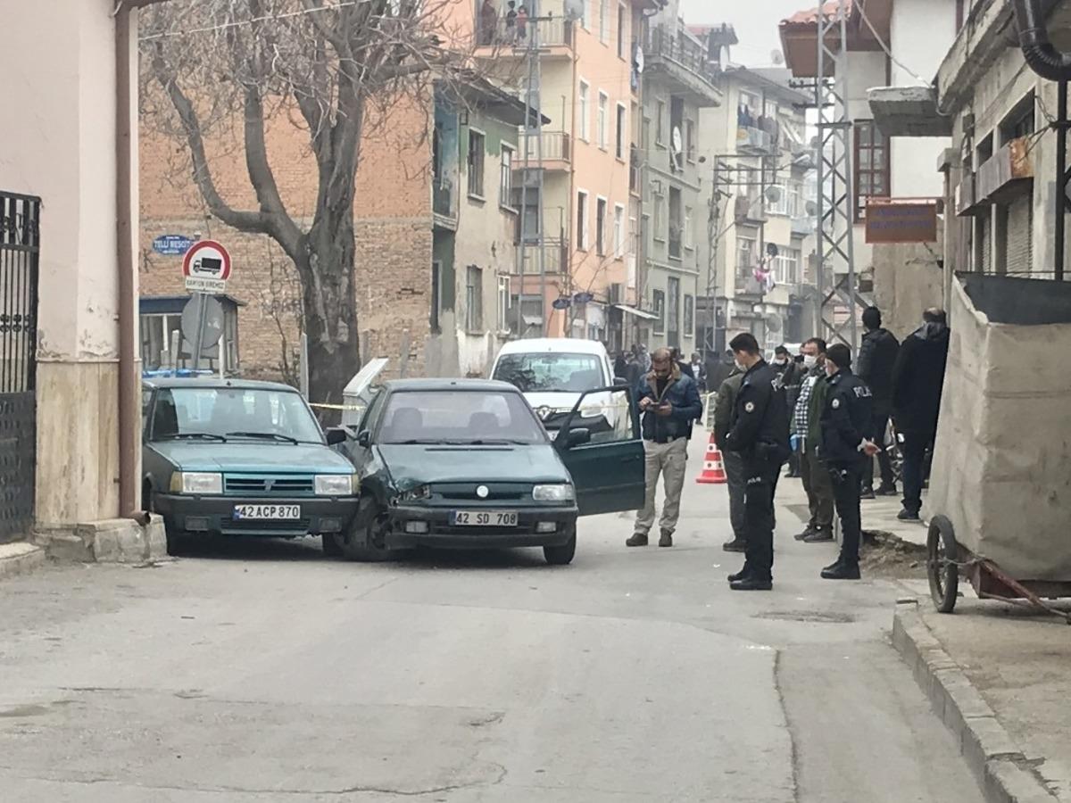 Konya&rsquo;da seyir halindeki pikaba silahlı saldırı: 1 &ouml;l&uuml;