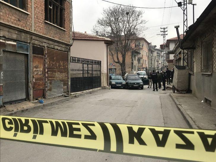 Konya’da seyir halindeki pikaba silahlı saldırı: 1 ölü G2