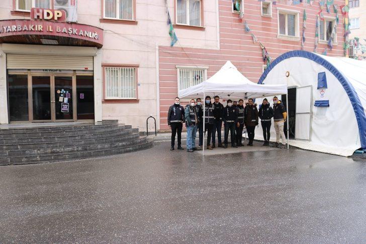 Evlat nöbetindeki ailelerden Twitter’ın hesaplarını kapatmasına tepki G5