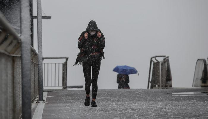 İstanbul'a kar yağacak mı? 'Asıl kış şimdi başlıyor' dedi, tarih vererek uyardı