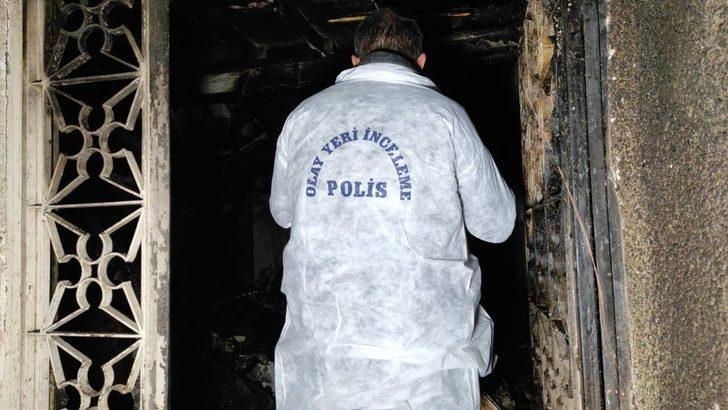 Kuşadası’ndaki eski evler yangınında kundaklama iddiası G2