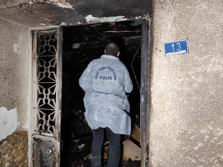 Kuşadası’ndaki eski evler yangınında kundaklama iddiası G3