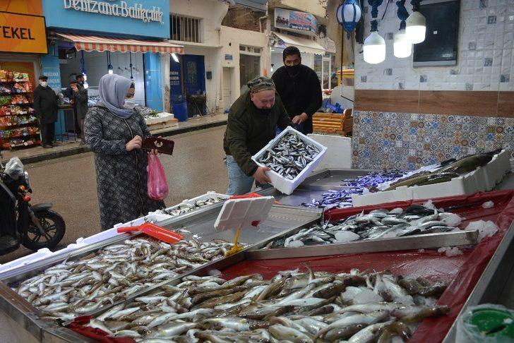 Av yasağı bitti ama hamsi de bitti G3