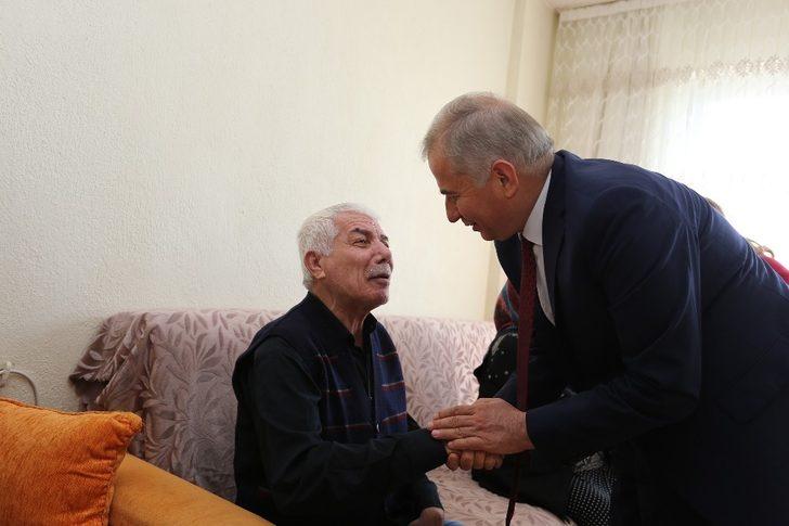 Denizli Büyükşehirin iyilik melekleri 19 ilçe ve 616 mahallede G2