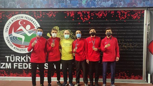 Van Büyükşehir Belediyesi 4’lü koşuda Türkiye ikincisi oldu