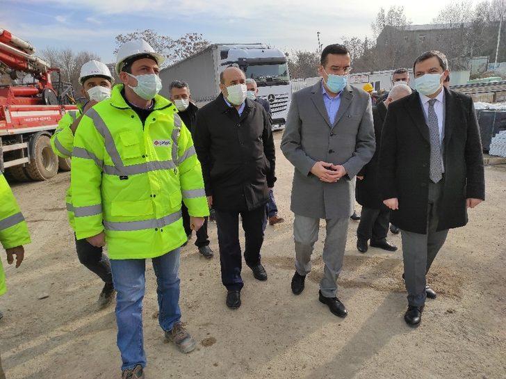 Tüfenkci Battalgazi Devlet Hastanesinde incelemelerde bulundu G4