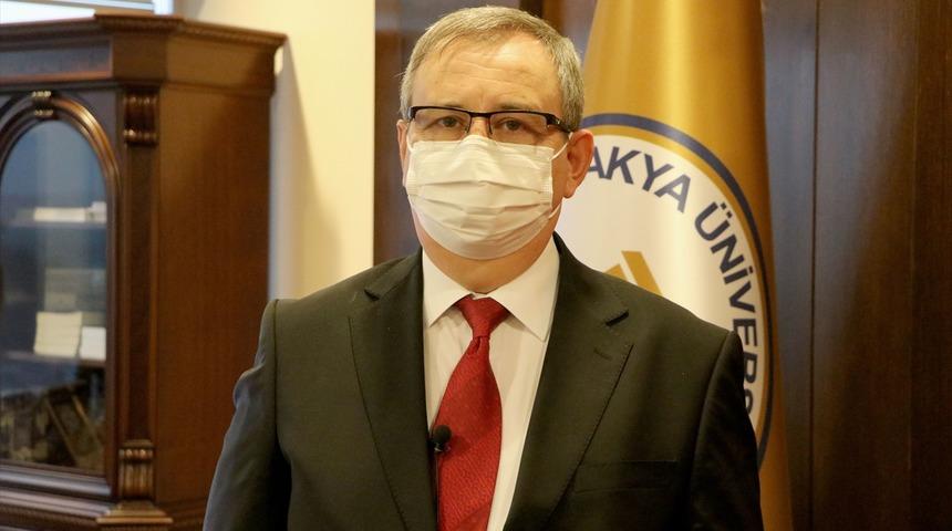 Sigara akciğere kızgın bir iğnenin batması gibi zarar veriyor