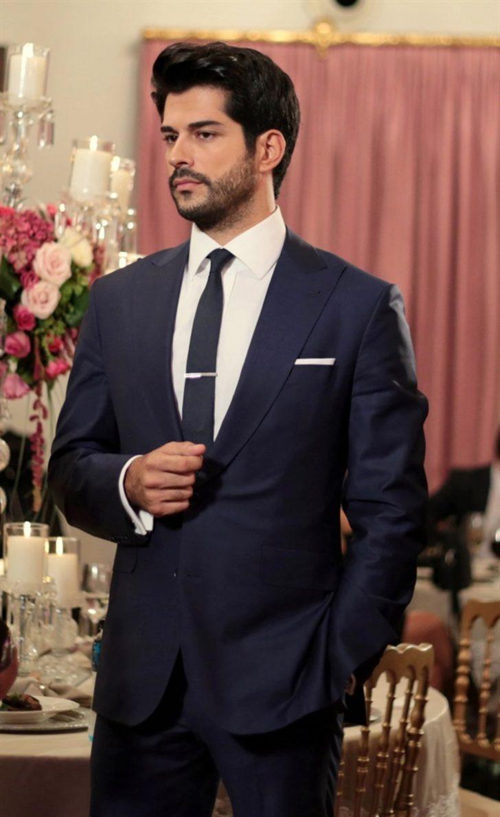 Burak Özçivit ekranlara döndü G4