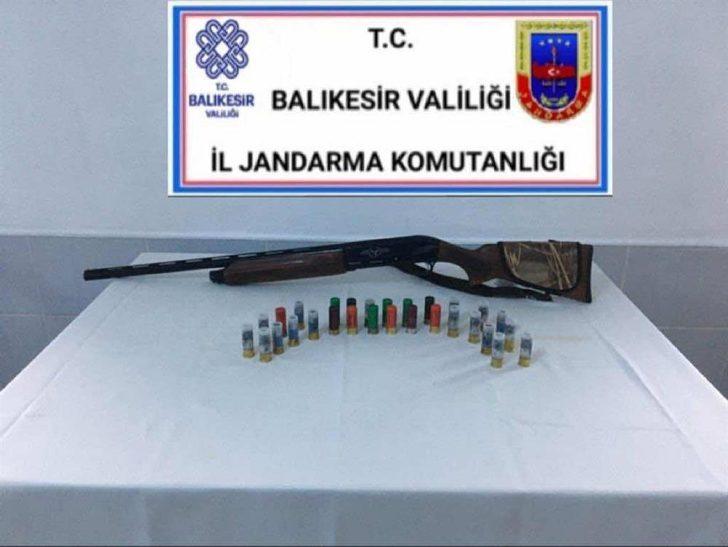 Balıkesir’de jandarma son 3 günde 25 aranan şahsı yakaladı G4