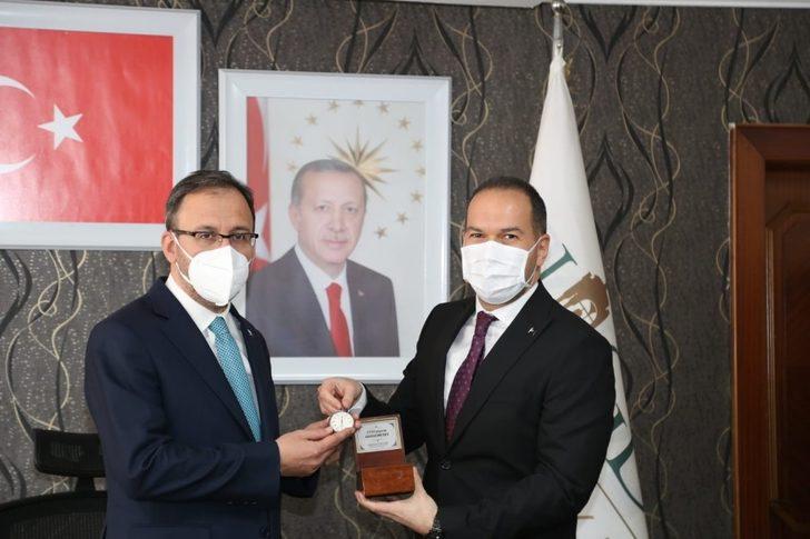 Bakan Kasapoğlu’dan Niğde Belediyesine ziyaret G1