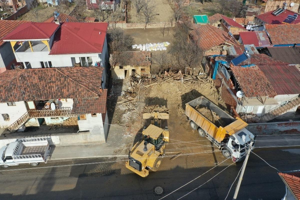 Tokat&rsquo;ta 262 metruk bina yıkıldı