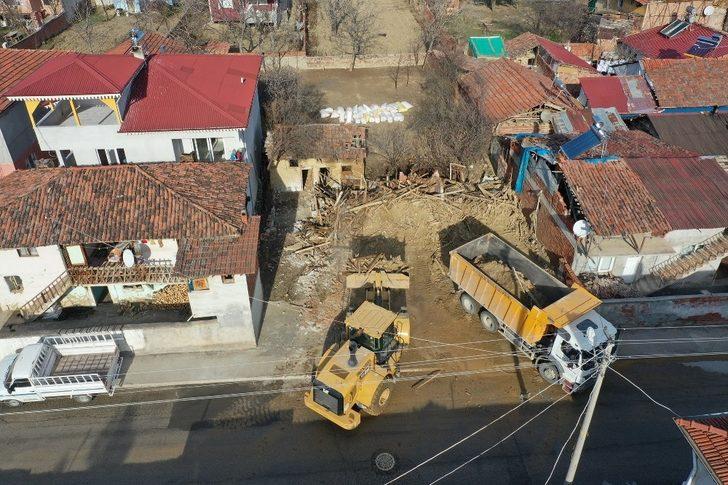 Tokat’ta 262 metruk bina yıkıldı G1