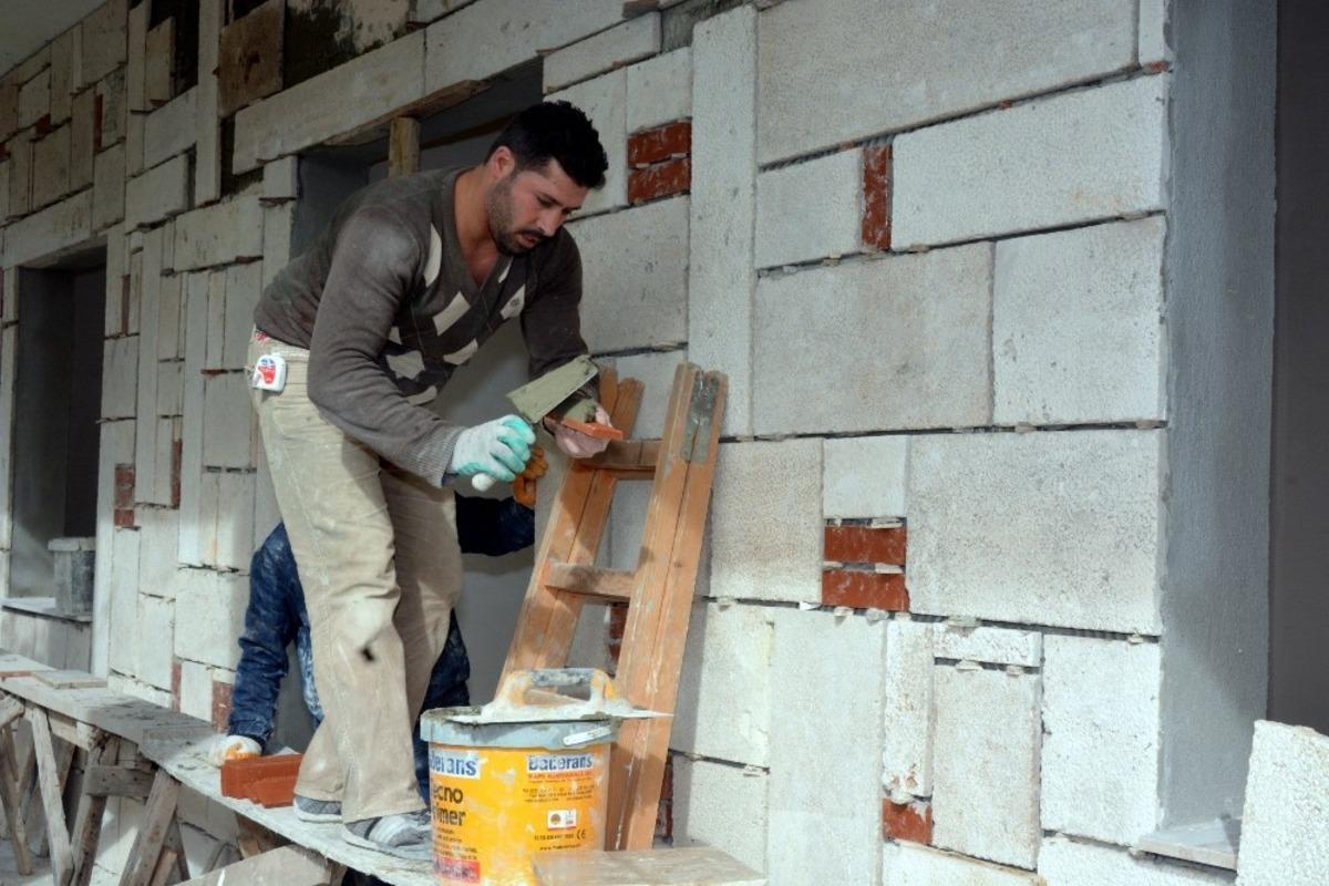 Helvacı Sağlık Ocağında &ccedil;alışmalar s&uuml;r&uuml;yor