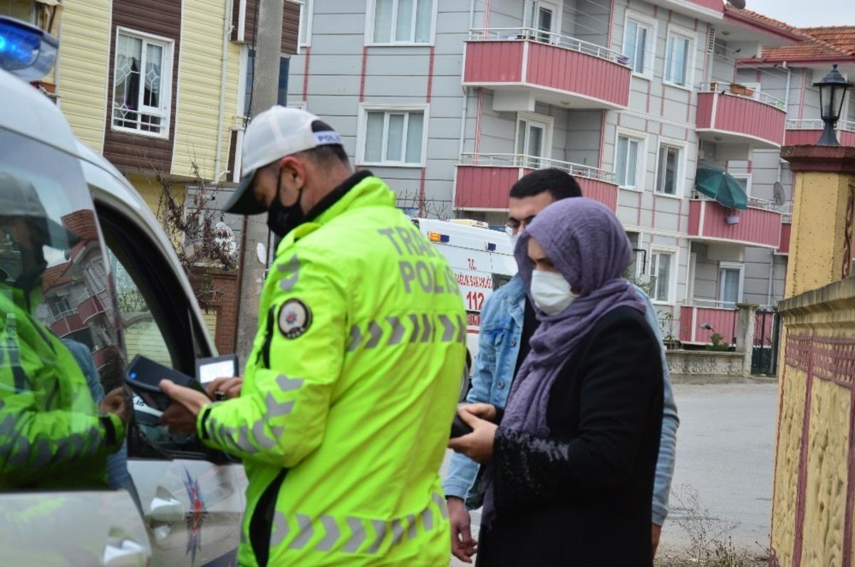 Otomobil ile elektrikli bisiklet &ccedil;arpıştı: 1 yaralı