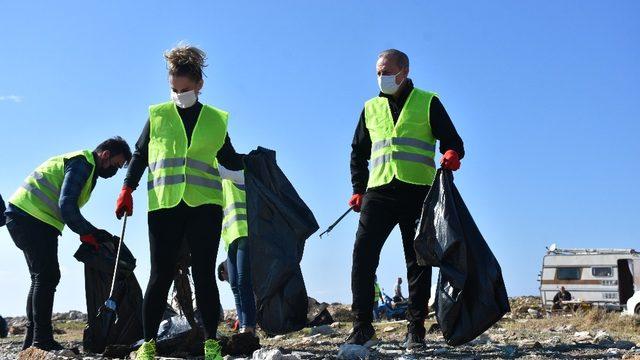 Didim’de kıyı temizliği yapıldı