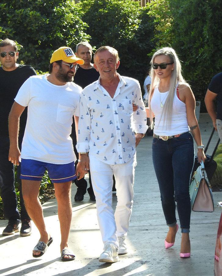 Ali Ağaoğlu'nun lüks bayramı! Helikopterden inip lüks tekneye bindi  G4