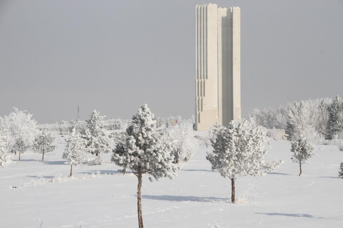Malazgirt&rsquo;te kırağı ile gelen g&uuml;zellik