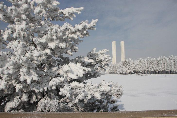 Malazgirt’te kırağı ile gelen güzellik G3