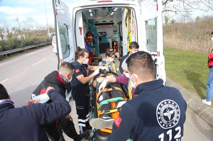 Savrulan motosikletten düşen sürücü yaralandı G1