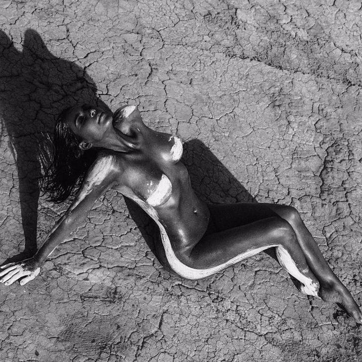 Gece kuşu Kim Kardashian G3