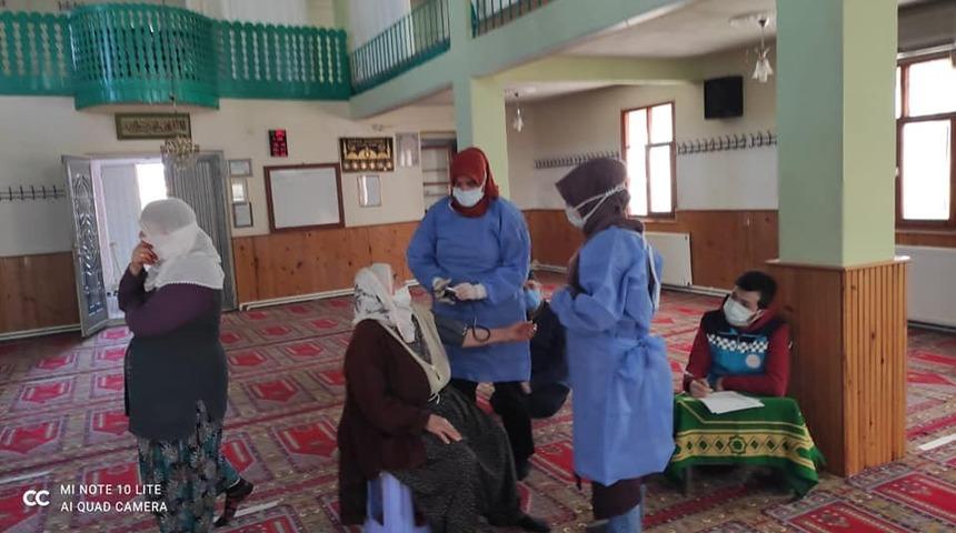 İl Sağlık Müdürü Benli, "Aşılamalarımız köylerdeki ortak mekanlarda devam ediyor"