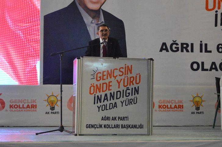 AK Parti Ağrı İl Gençlik Kolları’nda Gülçin güven tazeledi G4