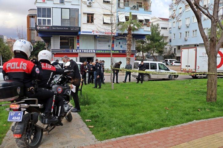 Alacağını istedi, bacağından vuruldu G3