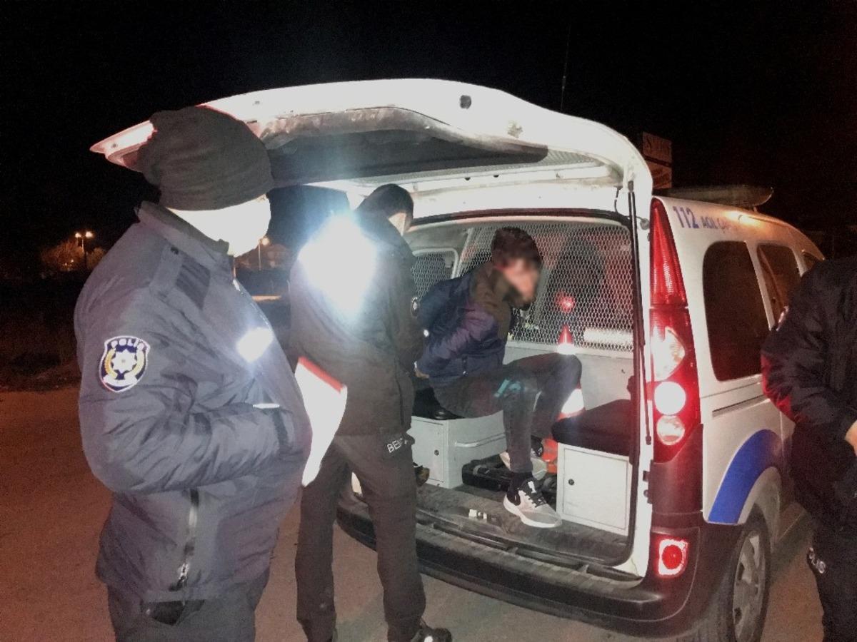 Hırsızlık ş&uuml;phelisinden polise: "G&ouml;z&uuml;nle g&ouml;rd&uuml;n m&uuml; &ccedil;aldığımı"