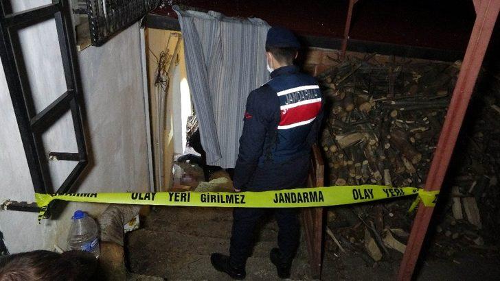 Bıçakladığı ağabeyine pişman olup kalp masajı yaptı ancak kurtaramadı G5