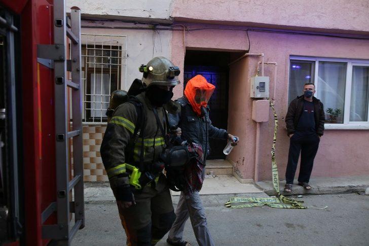 Küçük çocuk dehşeti yaşadı, korkmasın diye yakını gözlerini kapadı G5