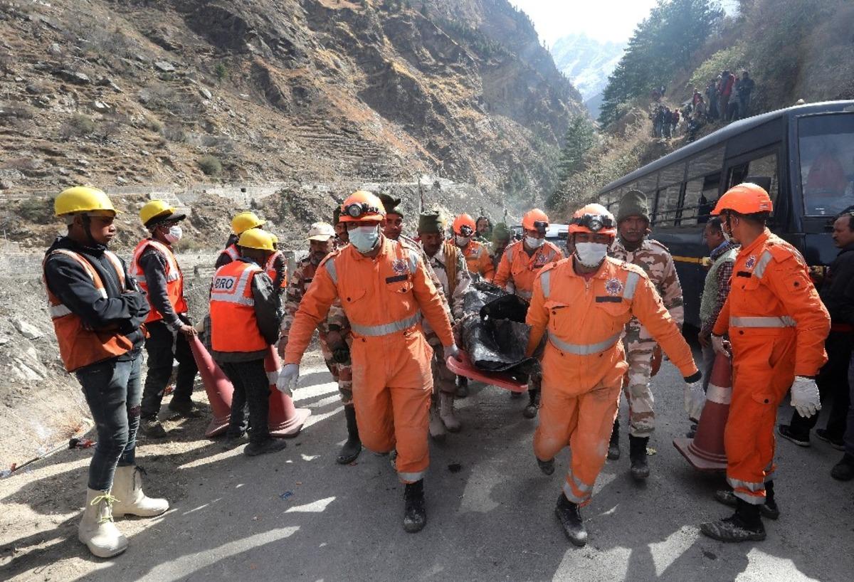Hindistan&rsquo;daki buzul felaketinde can kaybı 28&rsquo;e ulaştı