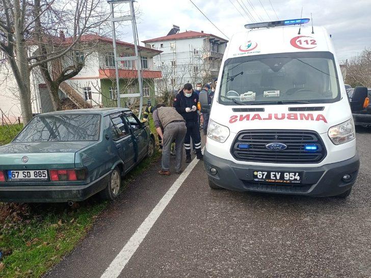 Kontrolden çıkan araç elektrik direğine çarptı: 2 yaralı G1