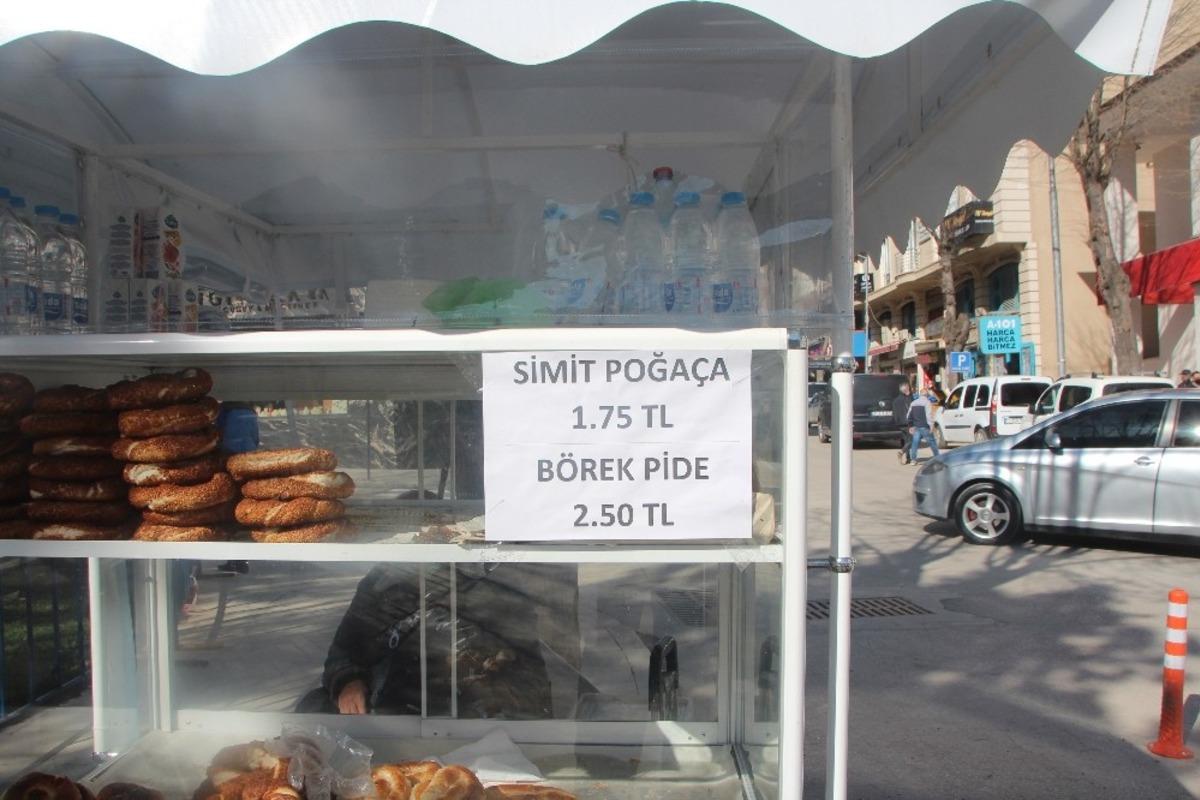 Bilecik&rsquo;te simit ve poğa&ccedil;aya zam geldi