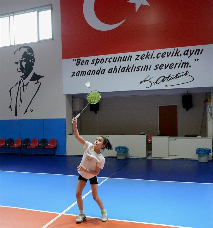 Antrenman için her gün 60 kilometre yolculuk yapan minik sporcuya bakanlıktan destek G1