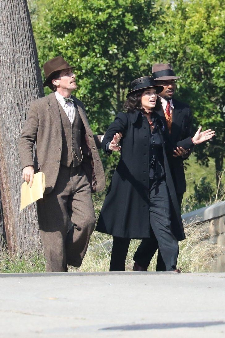 Margot Robbie'nin bu halini unutun! Siyah saçlarıyla tanınmaz halde G1