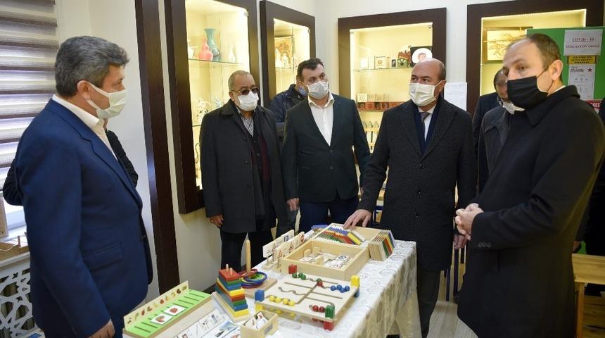 Başkan Pekyatırmacı: "Eğitime olan desteğimizi aralıksız olarak s&uuml;rd&uuml;r&uuml;yoruz"