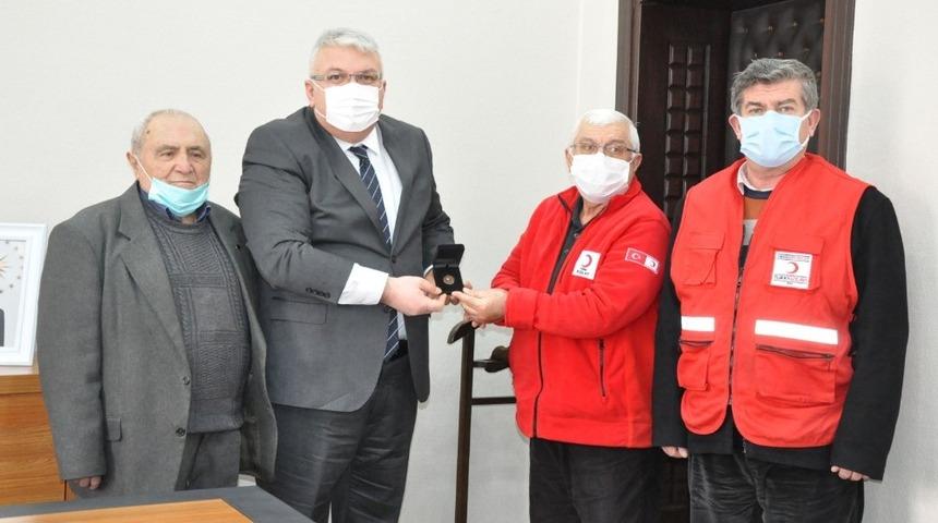 Kaymakam G&uuml;neş&rsquo;e bronz madalya