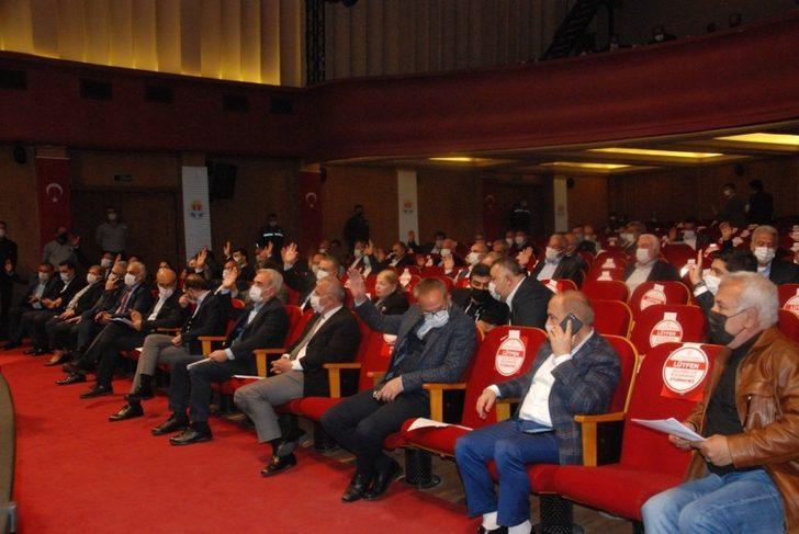 Mecliste gündem maddelerinin yarısı iade edildi G4